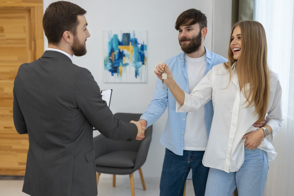 landlady handing over keys